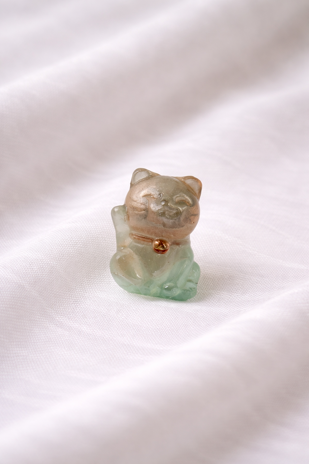 Fluorite lucky cat