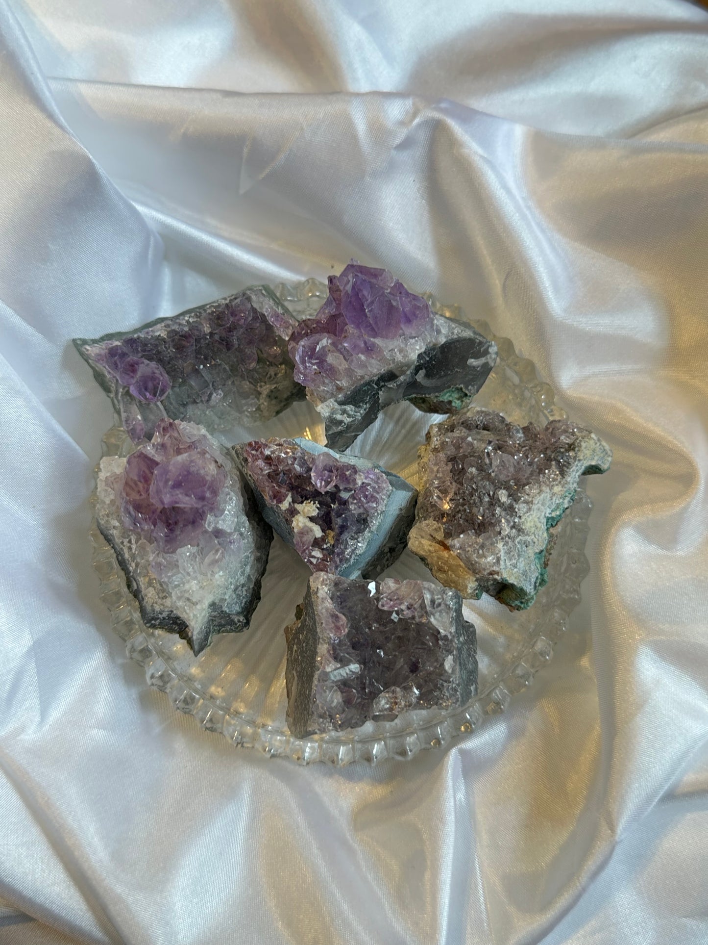 Mini amethyst clusters