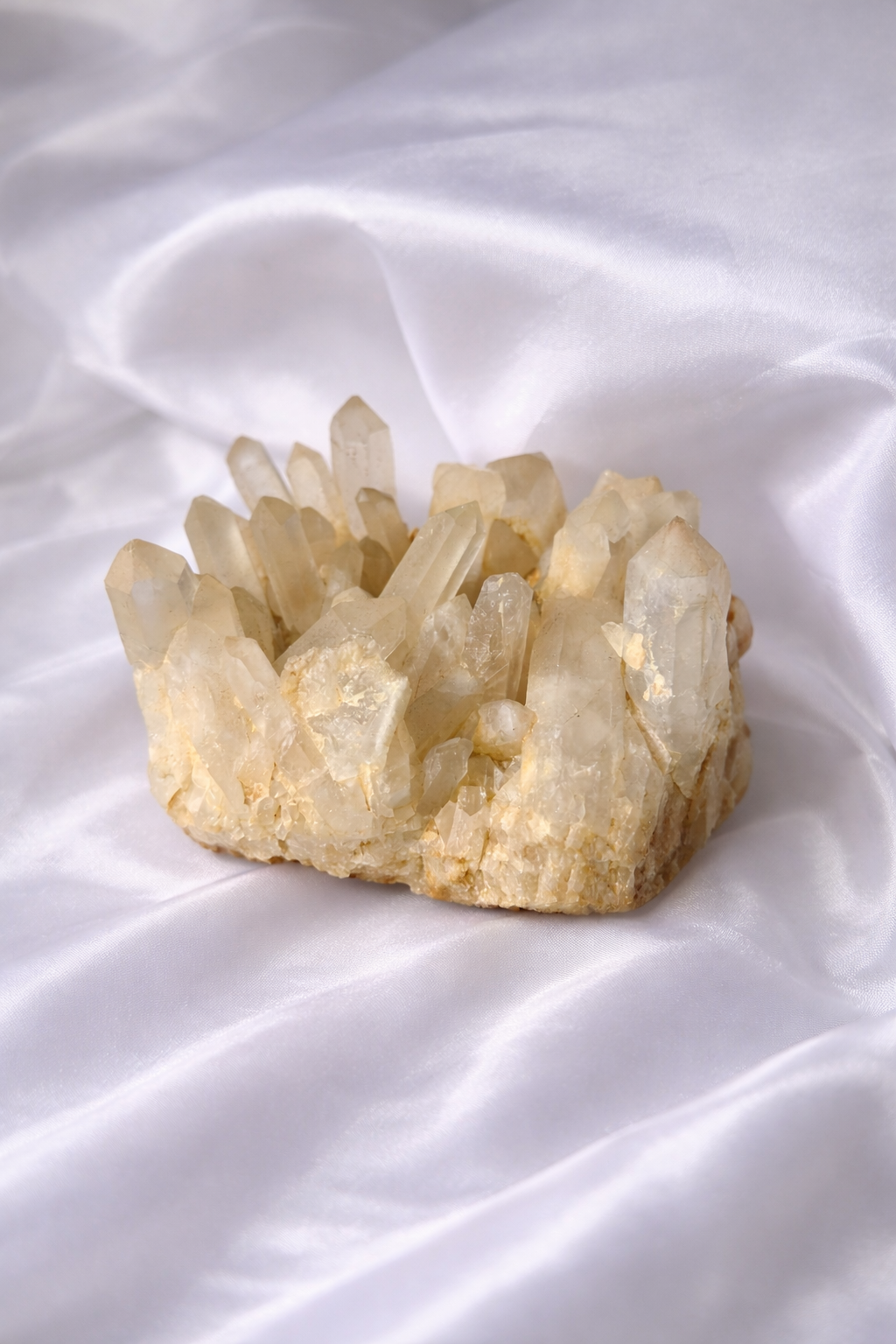 Dog tooth calcite cluster