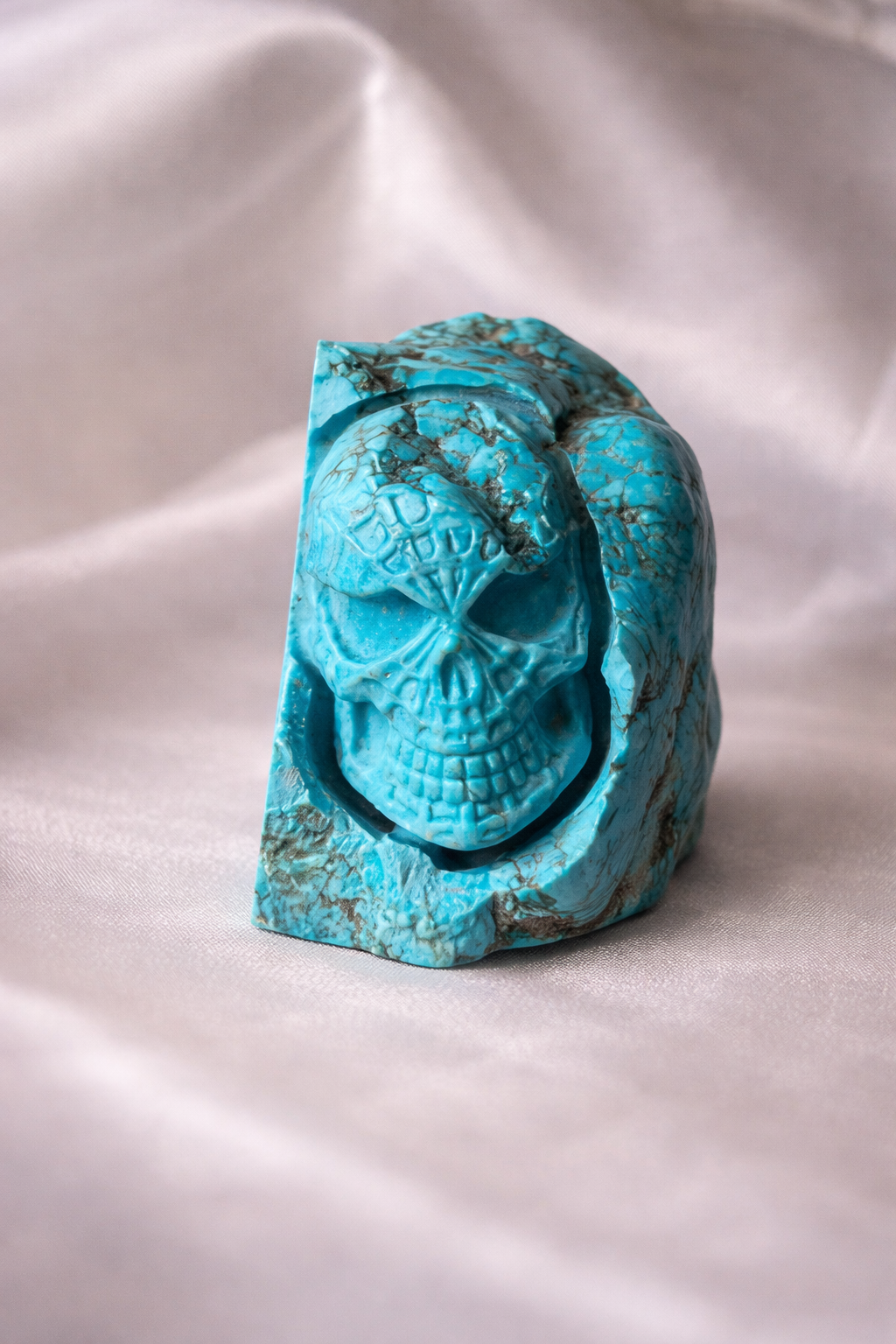 Dyed howlite spiderman