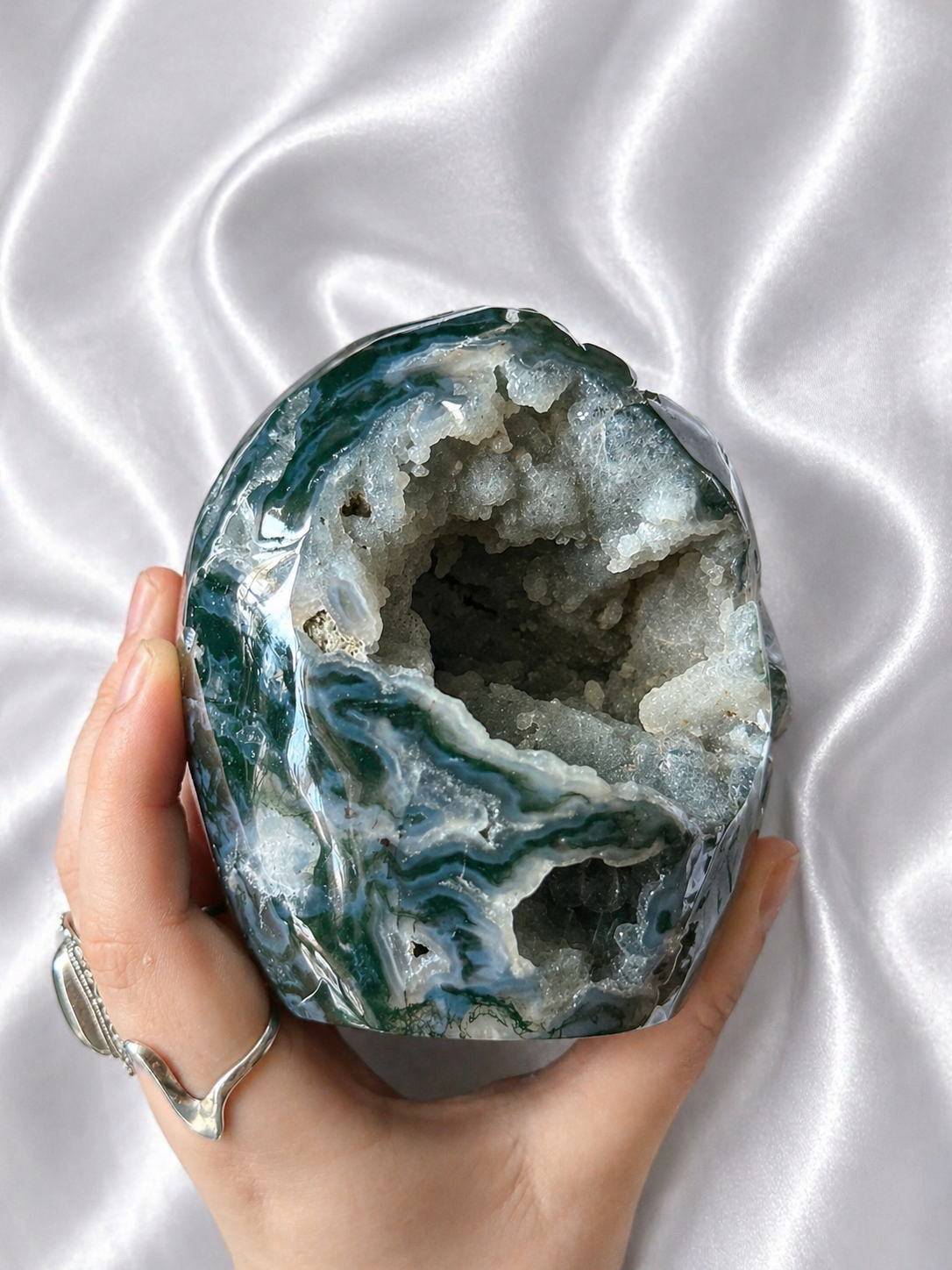 XL Moss agate skull