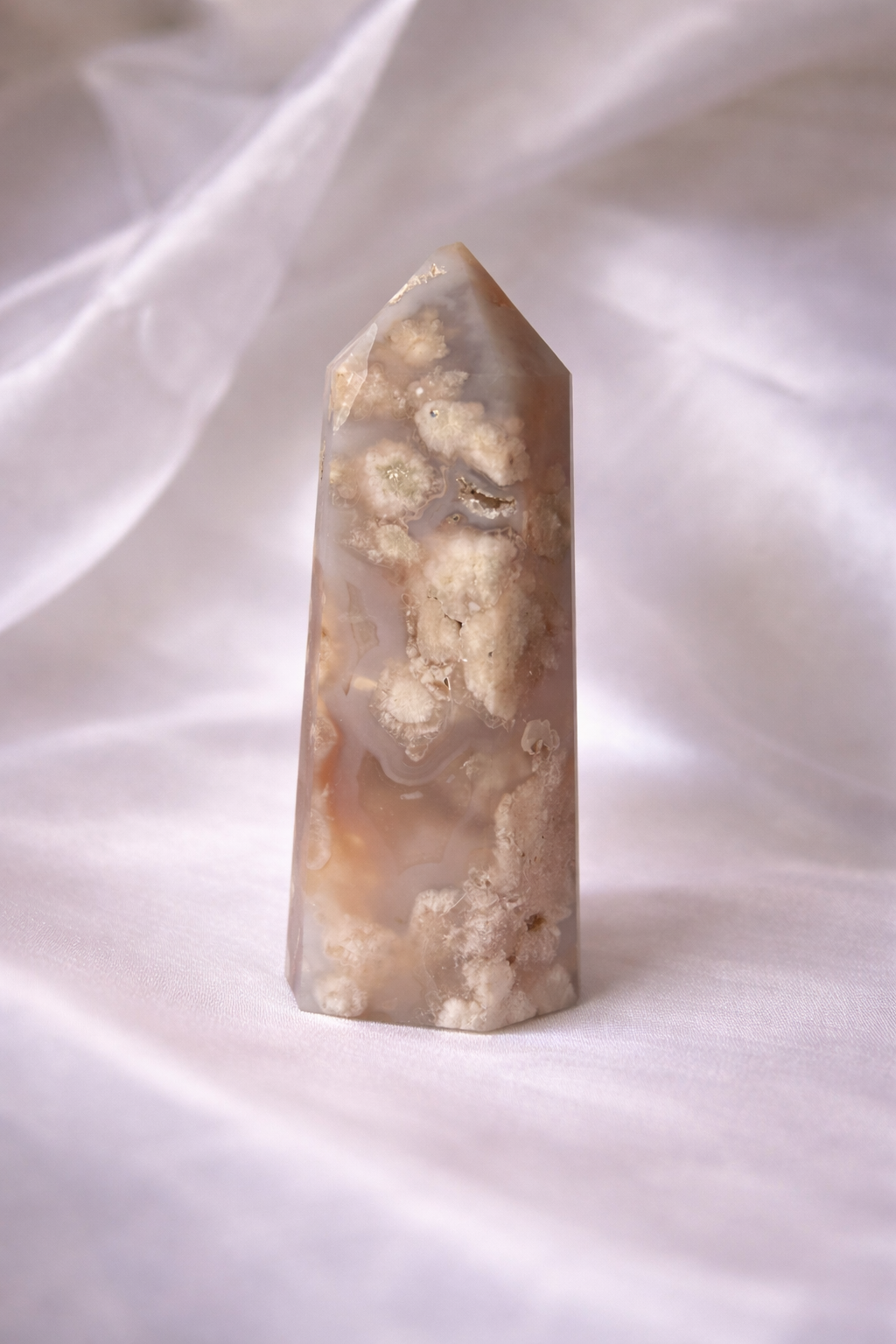 Flower agate tower