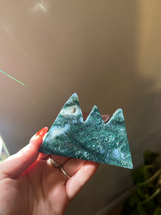 Moss agate mountains
