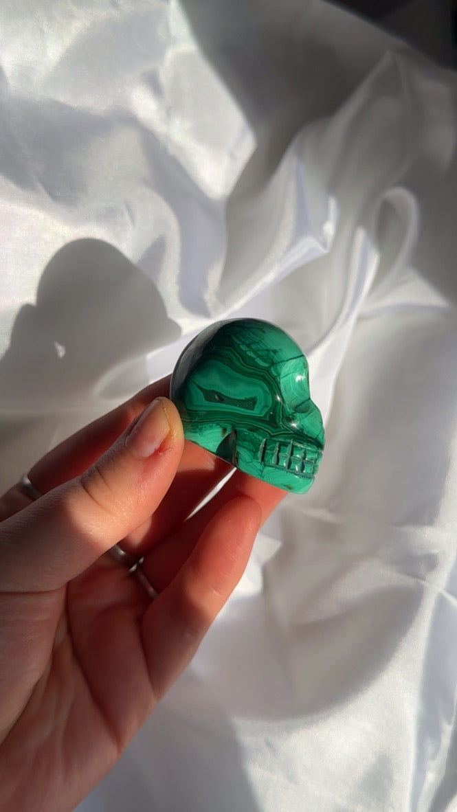 Malachite skull