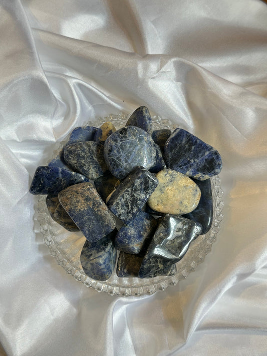 Sodalite tumblestones